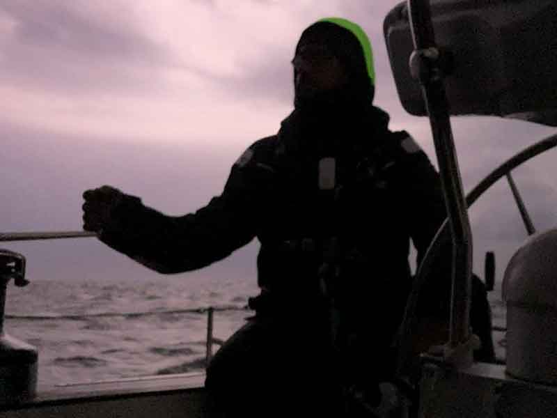 onweer-8 sailing_into_the_cannel